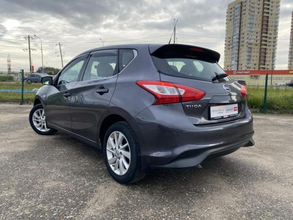 Nissan Tiida II с пробегом 2015 года, цена 895 000 рублей, 171616 км, хэтчбек, Автокод Объявления