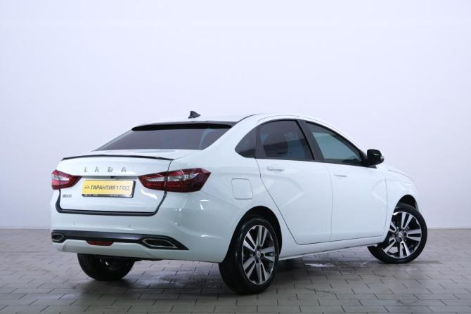 Lada (ВАЗ) Vesta I Рестайлинг (NG) с пробегом 2024 года, цена 1 359 000 рублей, 50300 км, седан, Автокод Объявления