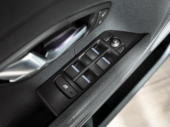 Land Rover Range Rover Evoque I с пробегом 2014 года, цена 2 300 000 рублей, 75837 км, внедорожник, Автокод Объявления