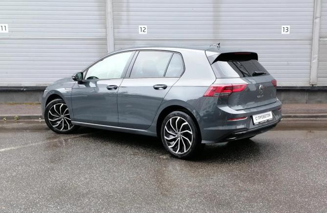 Volkswagen Golf VIII с пробегом 2020 года, цена 1 949 000 рублей, 103510 км, хэтчбек, Автокод Объявления