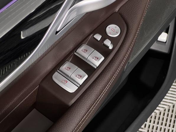 BMW 7 серии VI (G11/G12) с пробегом 2018 года, цена 4 250 000 рублей, 128202 км, седан, Автокод Объявления