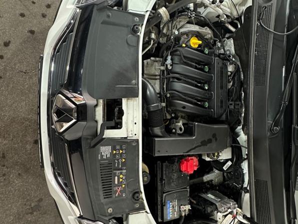 Renault Logan II Рестайлинг с пробегом 2021 года, цена 1 270 000 рублей, 32379 км, седан, Автокод Объявления