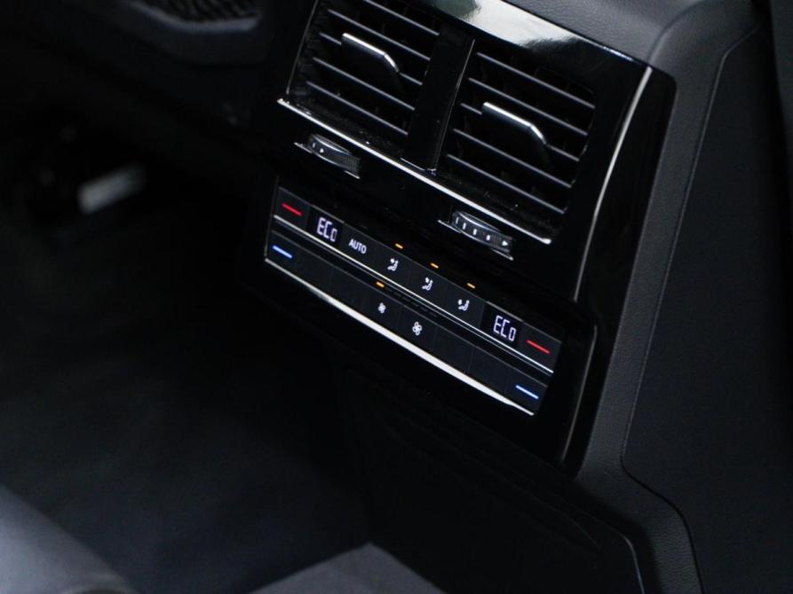 Volkswagen Touareg III Москва  - изображение 16