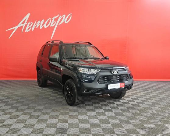 Lada (ВАЗ) Niva Travel I с пробегом 2022 года, цена 979 000 рублей, 49506 км, внедорожник, Автокод Объявления
