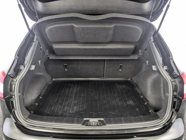 Nissan Qashqai II с пробегом 2018 года, цена 1 645 000 рублей, 120660 км, внедорожник, Автокод Объявления