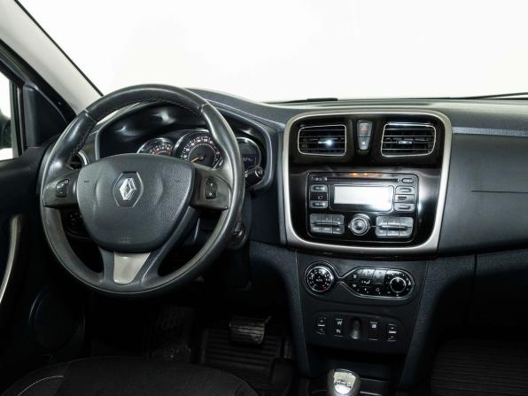 Renault Sandero II с пробегом 2016 года, цена 955 000 рублей, 84800 км, хэтчбек, Автокод Объявления