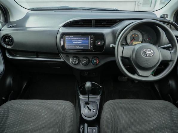 Toyota Vitz III (XP130) Рестайлинг 2 с пробегом 2019 года, цена 1 050 000 рублей, 89050 км, хэтчбек, Автокод Объявления