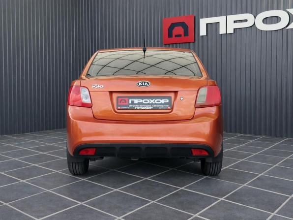 Kia Rio II Рестайлинг с пробегом 2010 года, цена 507 000 рублей, 202948 км, седан, Автокод Объявления