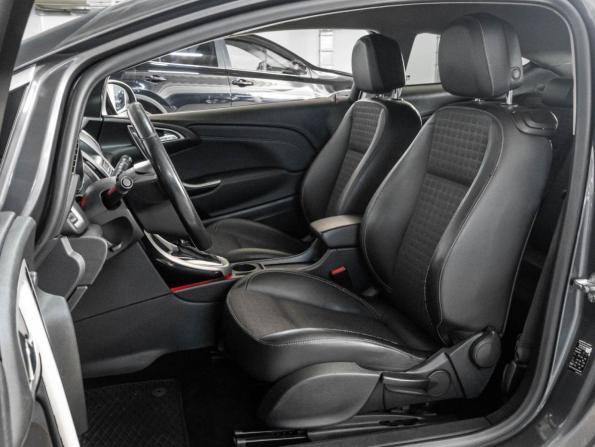 Opel Astra J Рестайлинг с пробегом 2012 года, цена 872 000 рублей, 181391 км, хэтчбек, Автокод Объявления