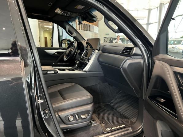 Lexus LX IV с пробегом 2023 года, цена 13 358 000 рублей, 91400 км, внедорожник, Автокод Объявления