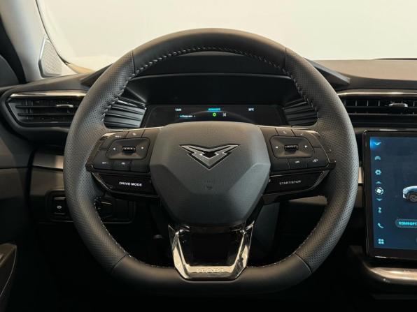 Kaiyi X7 Kunlun с пробегом 2024 года, цена 2 884 000 рублей, 7 км, внедорожник, Автокод Объявления