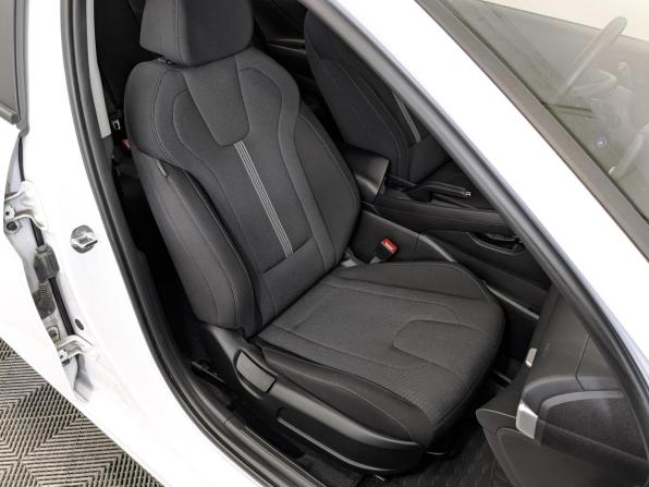 Hyundai Elantra VII (CN7) с пробегом 2022 года, цена 2 035 000 рублей, 58162 км, седан, Автокод Объявления