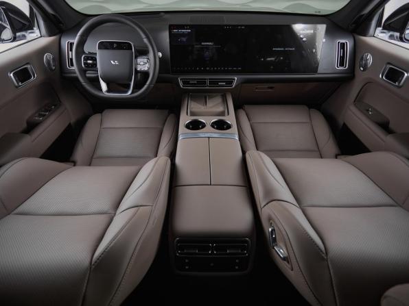 Новый Li Auto (Lixiang) L7 I Рестайлинг 2025 года, цена 10 690 000 рублей, внедорожник, Автокод Объявления