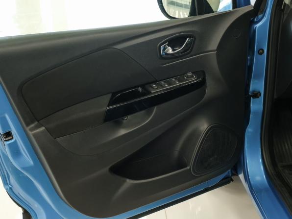 Renault Kaptur I с пробегом 2018 года, цена 1 378 000 рублей, 93354 км, внедорожник, Автокод Объявления