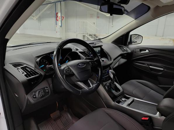 Ford Kuga II Рестайлинг с пробегом 2018 года, цена 1 702 000 рублей, 165056 км, внедорожник, Автокод Объявления