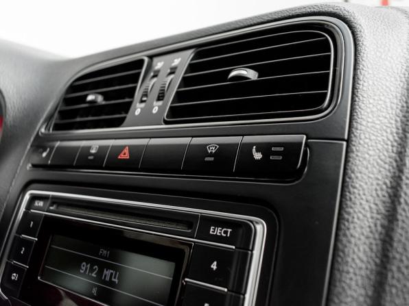 Volkswagen Polo V с пробегом 2013 года, цена 760 000 рублей, 100034 км, седан, Автокод Объявления