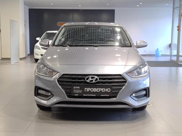 Hyundai Solaris II с пробегом 2018 года, цена 1 034 000 рублей, 151957 км, седан, Автокод Объявления