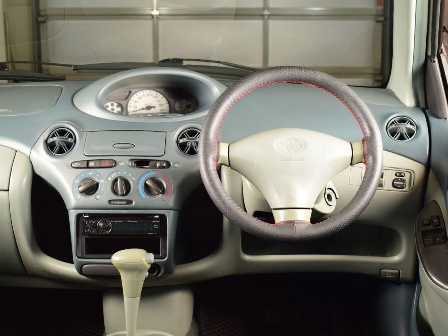 Toyota Vitz I (P10) Кемерово  - изображение 8