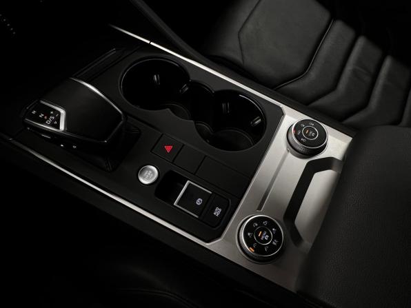 Volkswagen Touareg III с пробегом 2020 года, цена 3 999 000 рублей, 149662 км, внедорожник, Автокод Объявления