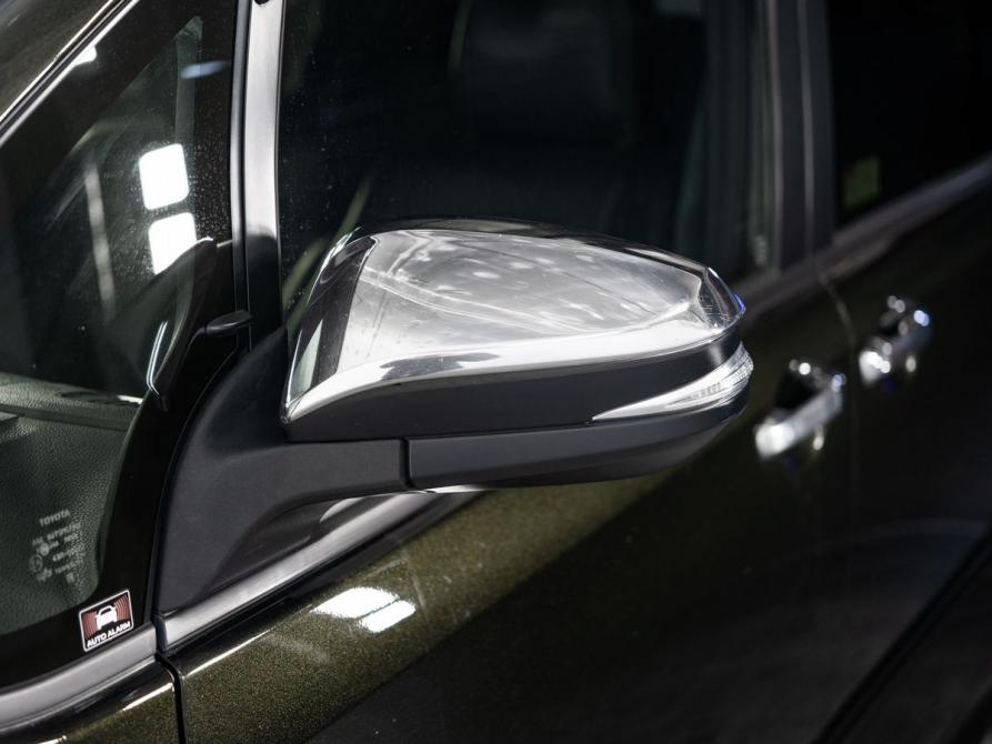 Toyota Voxy III (R80) Рестайлинг Иркутск  - изображение 18