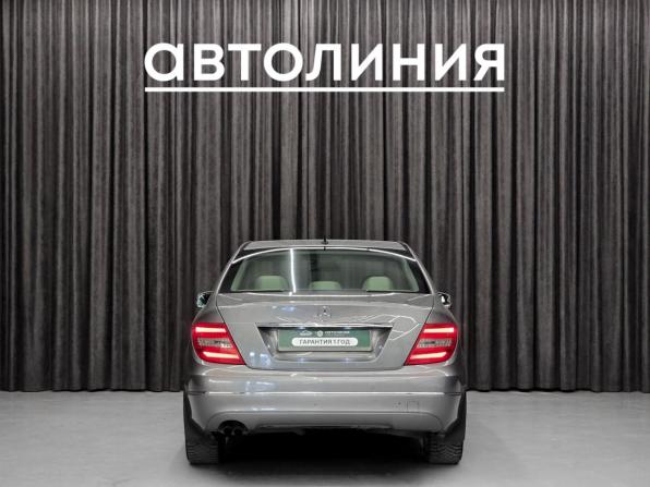 Mercedes-Benz C-Класс III (W204) Рестайлинг с пробегом 2011 года, цена 1 299 000 рублей, 173000 км, седан, Автокод Объявления