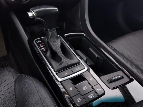 Kia Optima IV Рестайлинг с пробегом 2019 года, цена 1 940 000 рублей, 141200 км, седан, Автокод Объявления