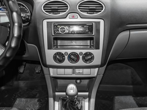 Ford Focus II Рестайлинг с пробегом 2011 года, цена 495 000 рублей, 296923 км, седан, Автокод Объявления