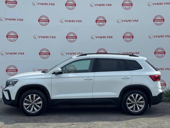 Volkswagen Taos I с пробегом 2022 года, цена 2 579 000 рублей, 77178 км, внедорожник, Автокод Объявления