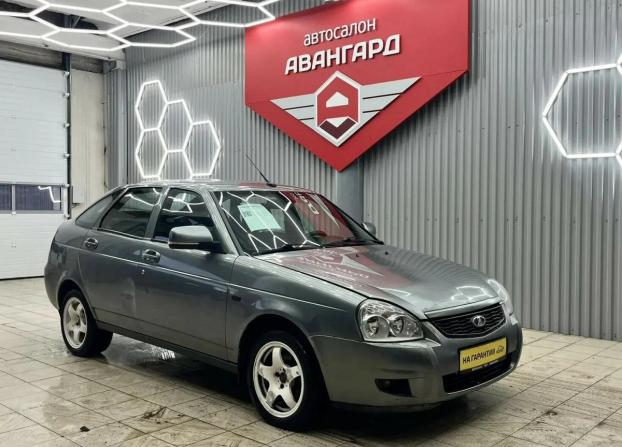 Lada (ВАЗ) Priora I с пробегом 2012 года, цена 270 000 рублей, 181186 км, хэтчбек, Автокод Объявления