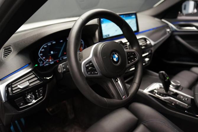 BMW 5 серии VII (G30/G31/G38) Рестайлинг с пробегом 2021 года, цена 4 390 000 рублей, 158331 км, седан, Автокод Объявления
