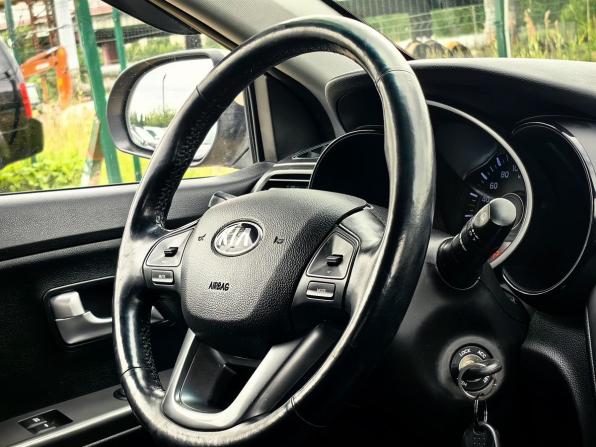 Kia Rio III с пробегом 2014 года, цена 1 029 000 рублей, 118000 км, седан, Автокод Объявления