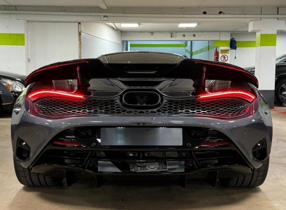McLaren 750S Москва  - изображение 5
