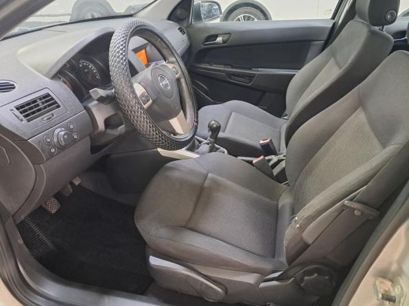Opel Astra H Рестайлинг с пробегом 2008 года, цена 440 000 рублей, 101282 км, седан, Автокод Объявления