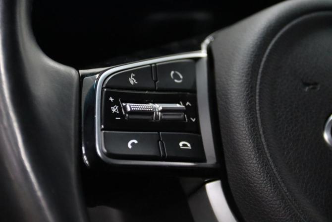 Kia Sportage IV Рестайлинг с пробегом 2020 года, цена 2 550 550 рублей, 74655 км, внедорожник, Автокод Объявления