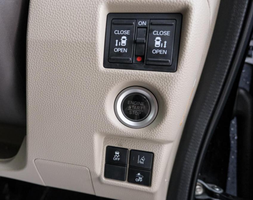 Honda N-BOX II Красноярск  - изображение 19