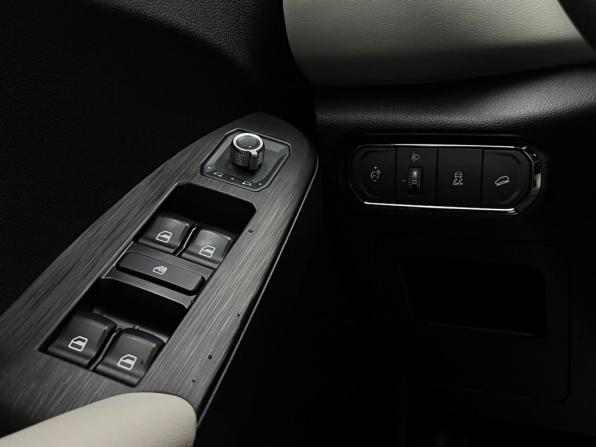 Haval Jolion I с пробегом 2023 года, цена 1 998 700 рублей, 43444 км, внедорожник, Автокод Объявления