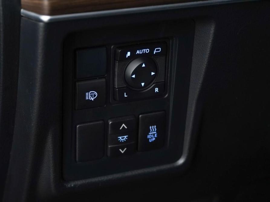 Toyota Land Cruiser Prado 150 Series Рестайлинг 2 Москва  - изображение 17