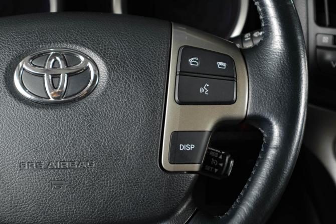 Toyota Land Cruiser 200 Series с пробегом 2011 года, цена 3 429 000 рублей, 202714 км, внедорожник, Автокод Объявления