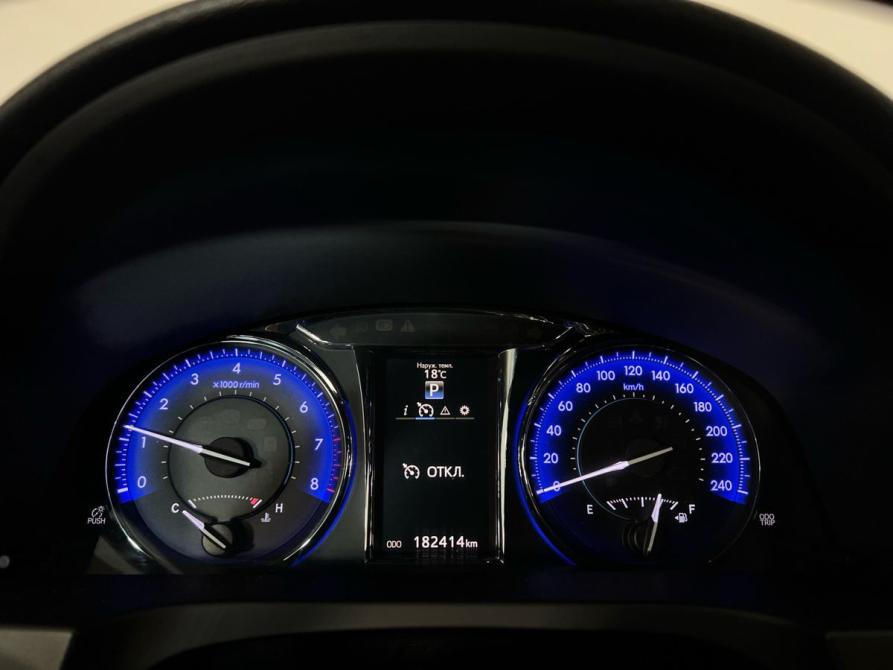 Toyota Camry VII (XV50) Рестайлинг Архангельск  - изображение 18