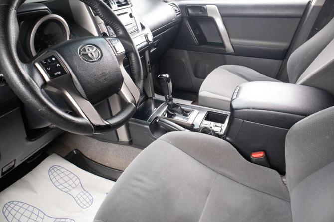 Toyota Land Cruiser Prado 150 Series с пробегом 2012 года, цена 2 899 000 рублей, 285611 км, внедорожник, Автокод Объявления