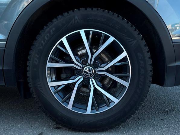 Volkswagen Tiguan II Рестайлинг с пробегом 2021 года, цена 2 460 600 рублей, 58191 км, внедорожник, Автокод Объявления