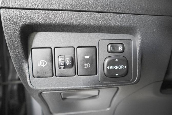 Toyota Corolla X (E140 E150) Рестайлинг с пробегом 2010 года, цена 939 000 рублей, 180000 км, седан, Автокод Объявления