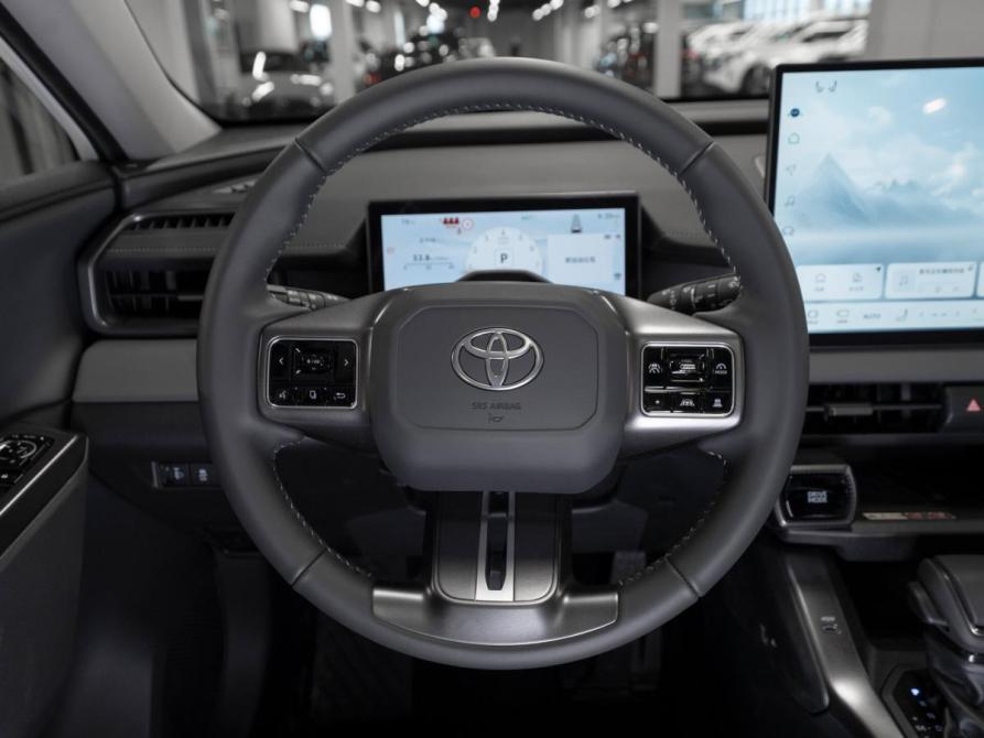 Toyota RAV4 VI (XA60) Москва  - изображение 11