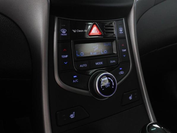 Hyundai Elantra V (MD) Рестайлинг с пробегом 2015 года, цена 1 145 000 рублей, 207981 км, седан, Автокод Объявления