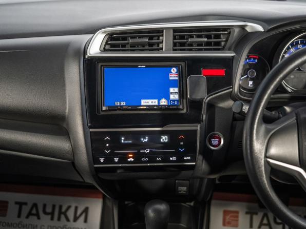 Honda Fit III с пробегом 2015 года, цена 930 000 рублей, 121608 км, хэтчбек, Автокод Объявления