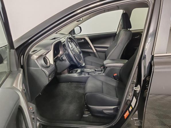 Toyota RAV4 IV (XA40) Рестайлинг с пробегом 2018 года, цена 2 299 000 рублей, 93218 км, внедорожник, Автокод Объявления