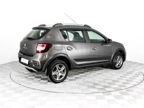 Renault Sandero II Рестайлинг с пробегом 2019 года, цена 1 205 000 рублей, 105260 км, хэтчбек, Автокод Объявления