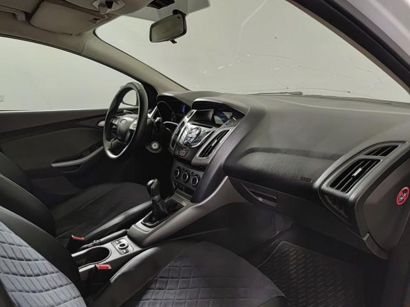 Ford Focus III с пробегом 2013 года, цена 650 000 рублей, 307642 км, универсал, Автокод Объявления