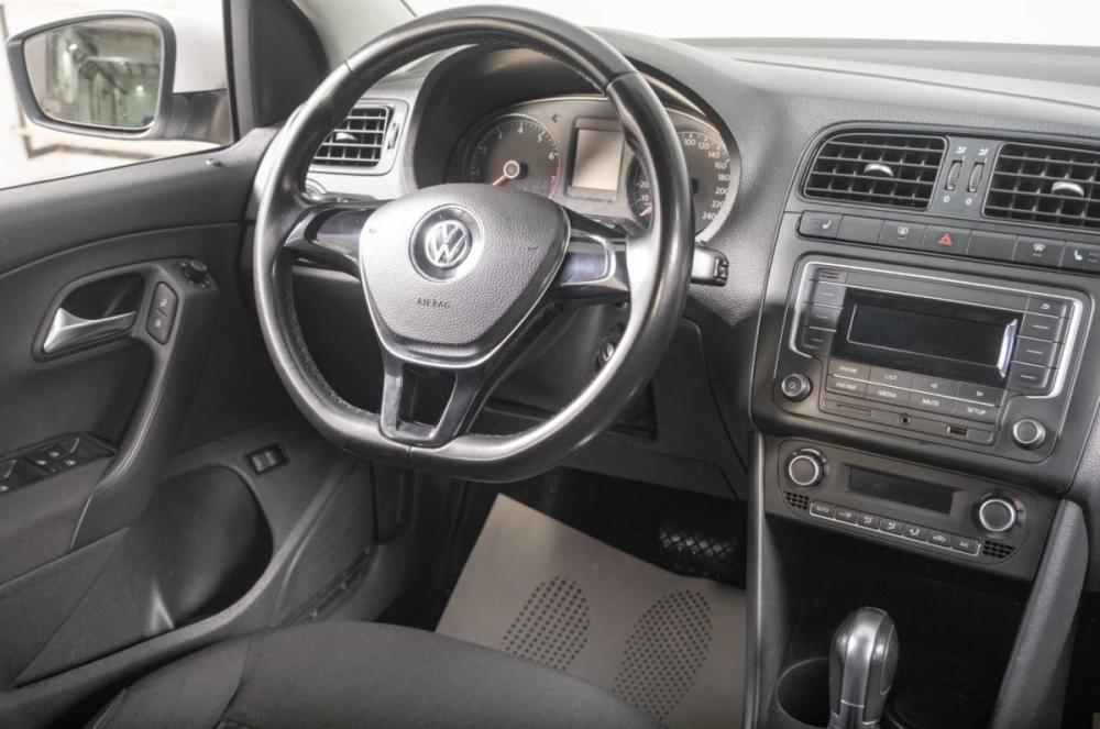 Volkswagen Polo V Рестайлинг Томск  - изображение 10