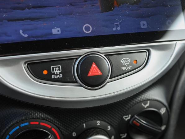 Hyundai Solaris I с пробегом 2012 года, цена 699 000 рублей, 176500 км, седан, Автокод Объявления